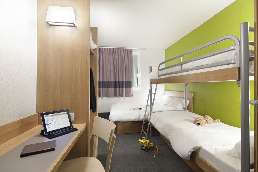 B&B Hotel Lyon Grand Stade Meyzieu Kültér fotó