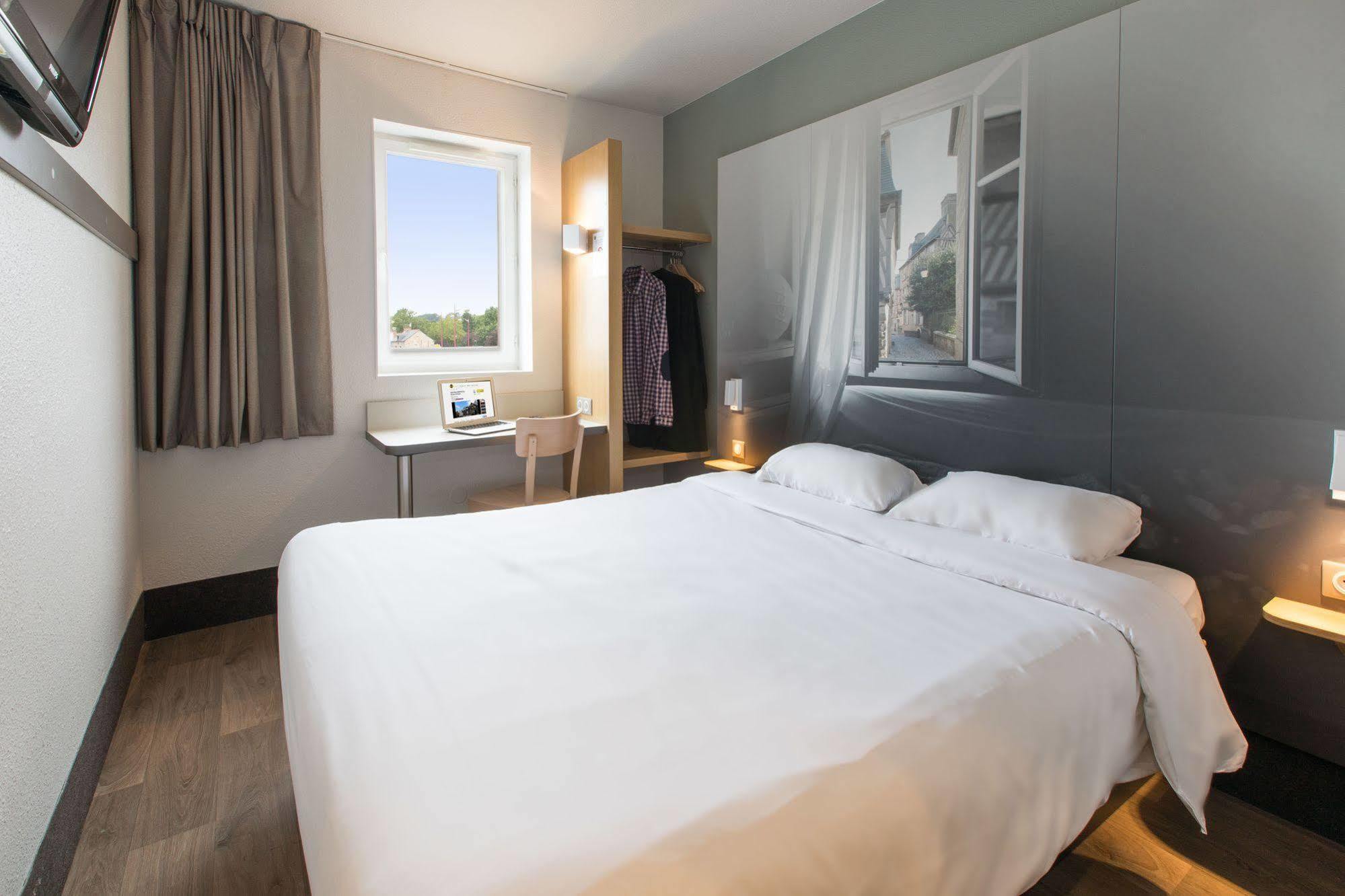 B&B Hotel Lyon Grand Stade Meyzieu Kültér fotó